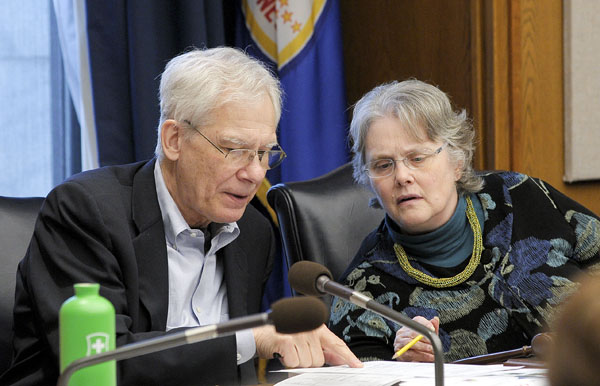 Co-chairs Rep. Thomas Huntley and Sen. Linda Berglin confer during the May 12 omnibus health and human services finance conference committee meeting. (Photo by Andrew VonBank)